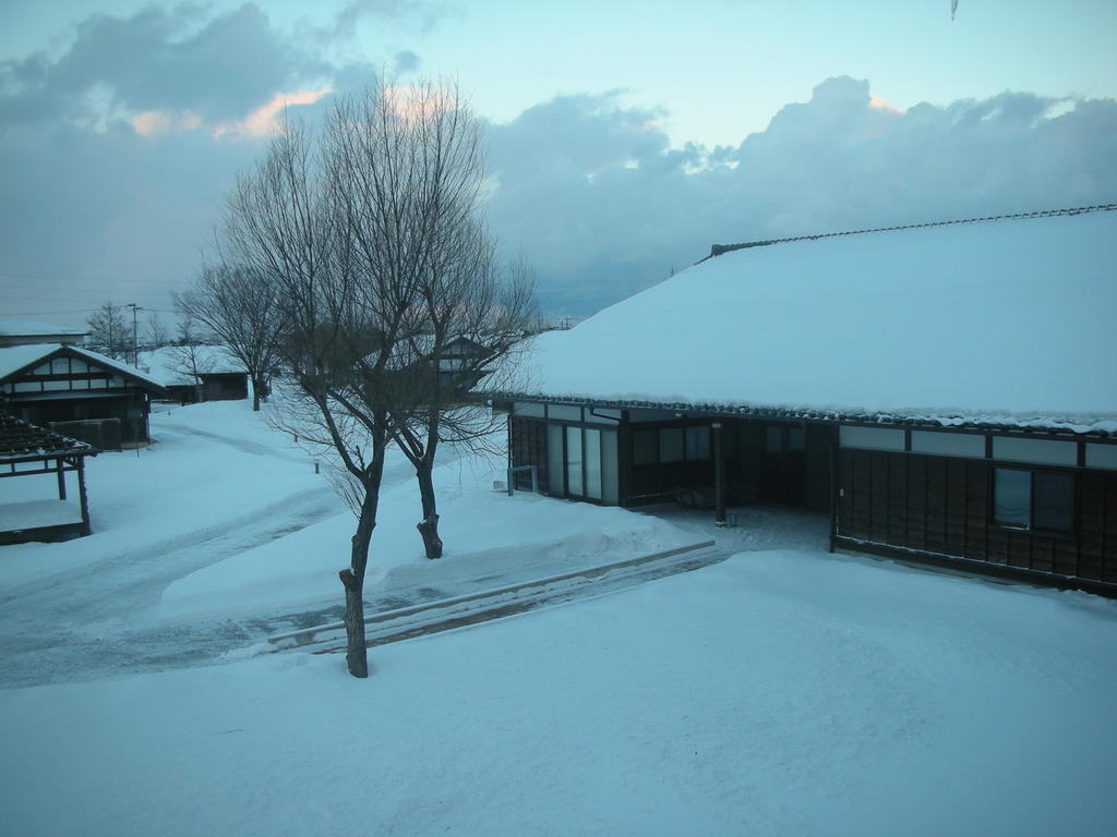 Villa Kurano Yado Ryoufusou Niigata Exterior foto